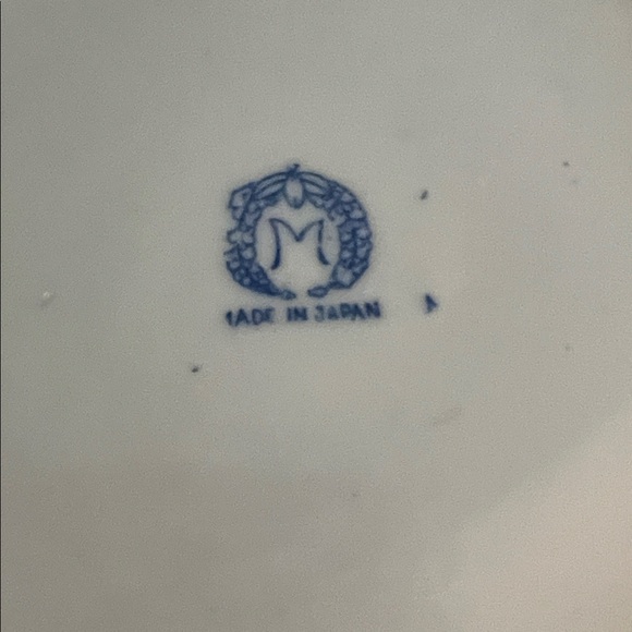 # 0770** 1950 Japan White & Blue Decorative Plate Dish Phoenixes Birds”9X8 1/2” - Picture 3 of 5